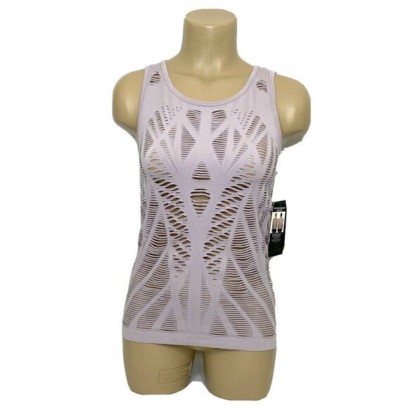 90⁰by Reflex Women's Medium Pale Lilac Sheer Textured Seamless Cut Out Tank Top - Picture 4 of 9